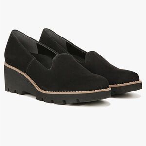 NWOT Women’s Vionic Black Suede Willa Wedge size 12 wide